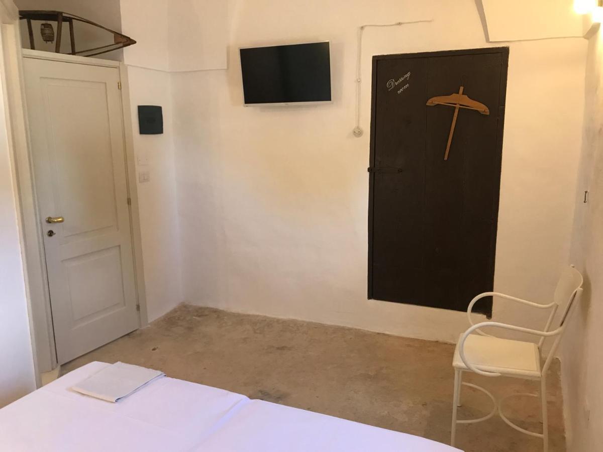 Tenuta Castelle คูโตรฟิอาโน ภายนอก รูปภาพ
