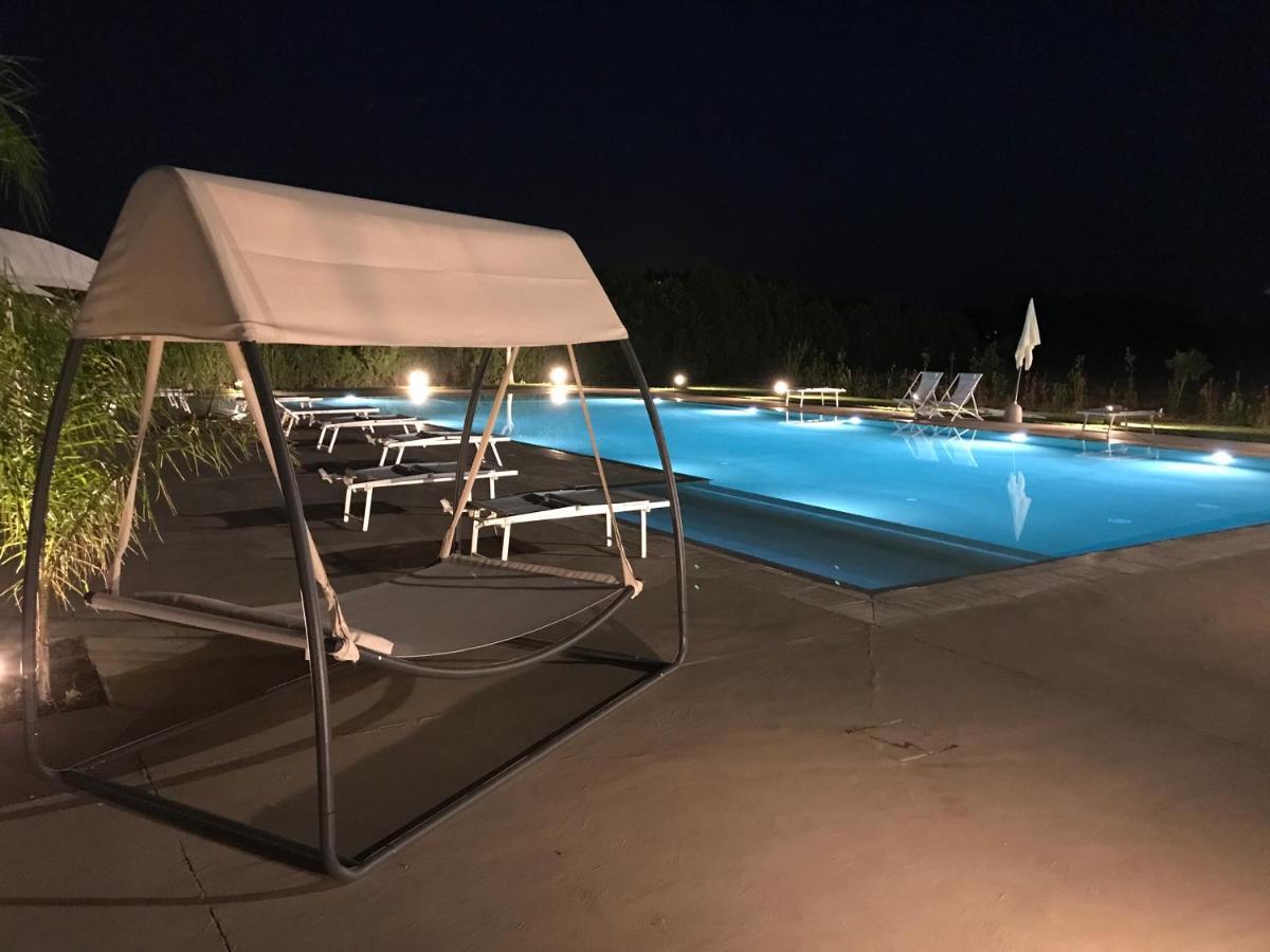 Tenuta Castelle คูโตรฟิอาโน ภายนอก รูปภาพ