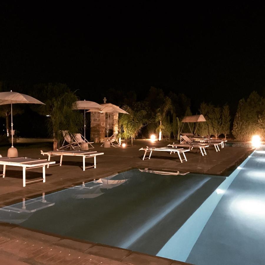 Tenuta Castelle คูโตรฟิอาโน ภายนอก รูปภาพ